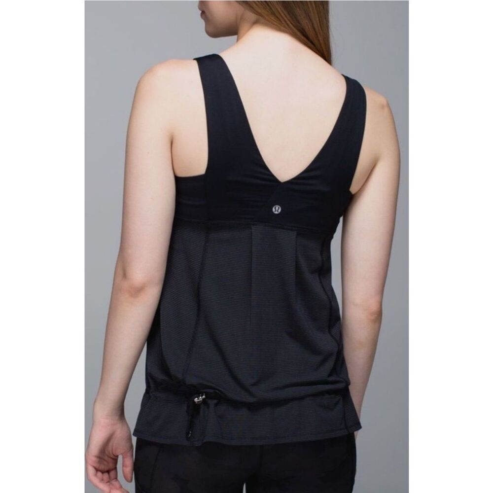 Lululemon Hustle and Bustle Tank Top EUC